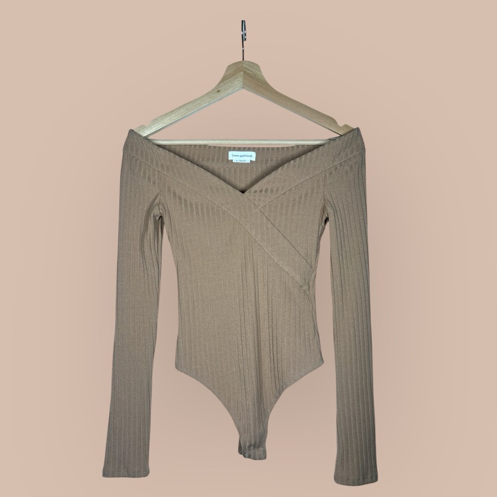 NWOT Lovers + Friends Theadore Off-Shoulder Bodysuit In Neutral